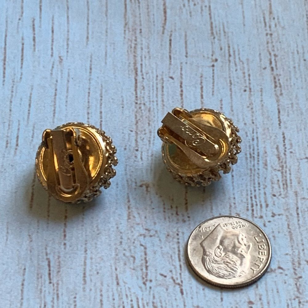 Coro Vintage Gold‎ Blue Clear Crystal Clip Earrings